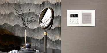JUNG Smart Radio DAB+ bei ONE-Ihr Elektro-Service GmbH in Weiden
