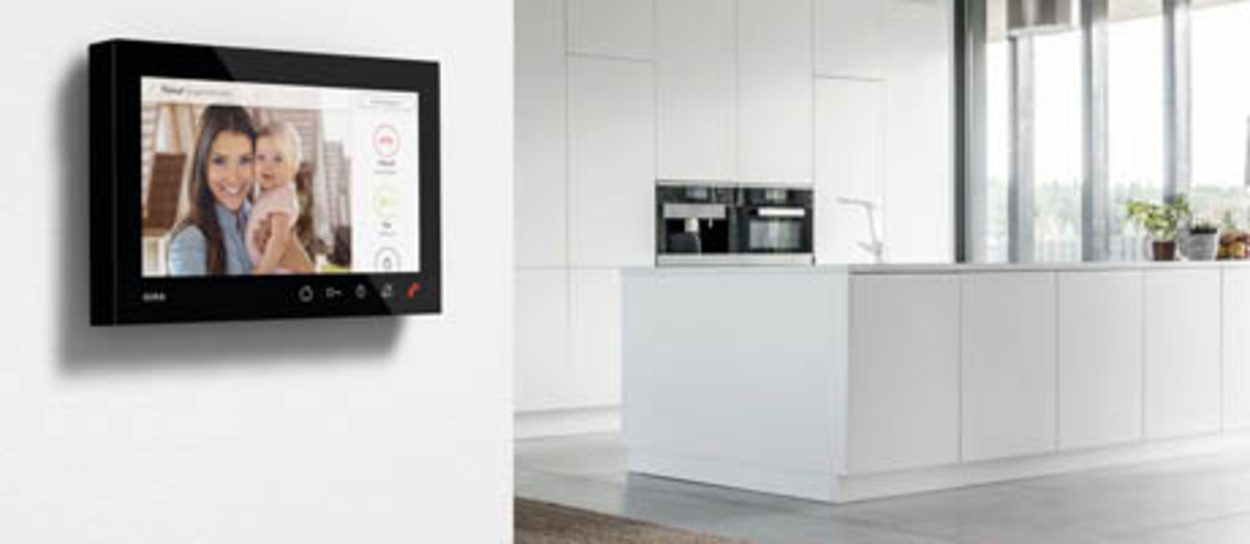 Gira Wohnungsstation bei ONE-Ihr Elektro-Service GmbH in Weiden