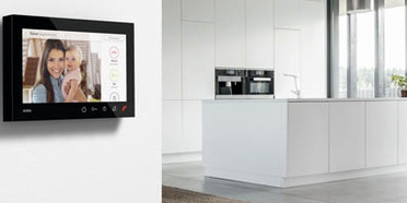 Gira Wohnungsstation bei ONE-Ihr Elektro-Service GmbH in Weiden