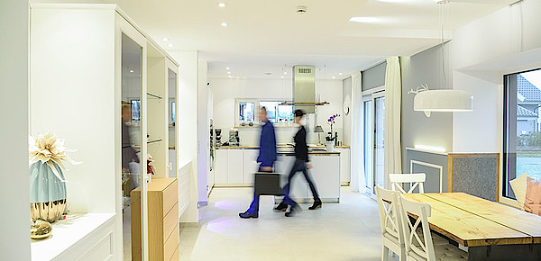 Präsenz­melder bei ONE-Ihr Elektro-Service GmbH in Weiden