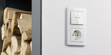 JUNG KNX Taster F 10 bei ONE-Ihr Elektro-Service GmbH in Weiden