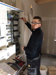 Jürgen Hösl bei ONE-Ihr Elektro-Service GmbH in Weiden